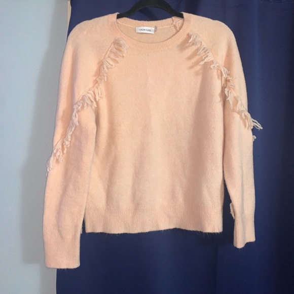 Calvin Klein Pink Sweater W Fringed Sleeve Size Small - Picture 1 of 5